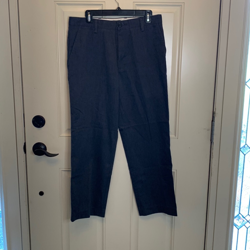 NWOT classic fit grey dress pants by Dockers 32 x 27